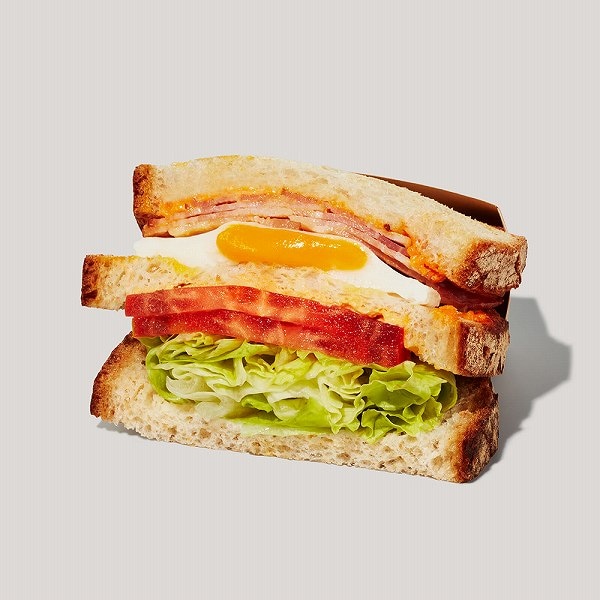 クラブハウス 石窯カンパーニュサンド