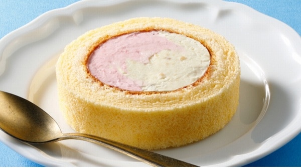 【東北エリア】Uchi Café×JAL　ババヘラ風プレミアムロールケーキ（苺×バナナ）