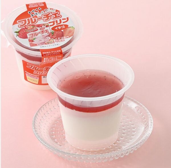 フルーチェプリン　イチゴ