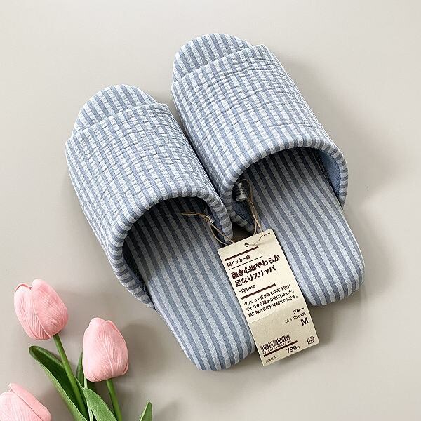 綿サッカー織　履き心地やわらか足なりスリッパ