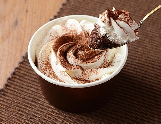 とろけるチョコソースのガトーショコラ