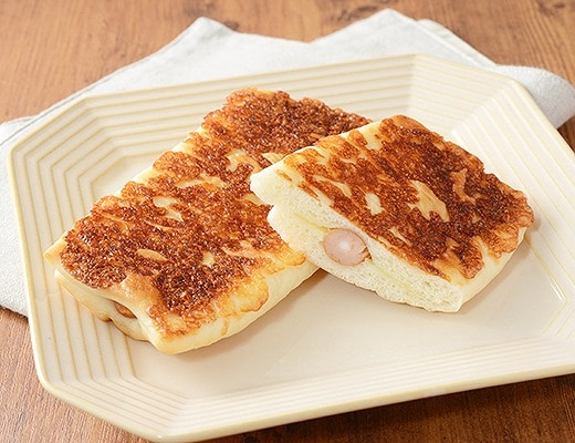 もっちりとしたパニーニ　ソーセージ