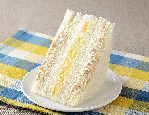 盛りすぎ！ツナたまごサンド
