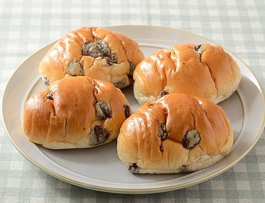 国産小麦のマーガリン入りレーズンバターロール　4個入