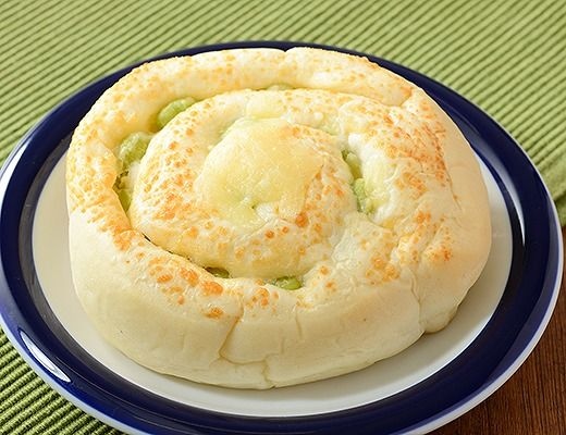 枝豆とチーズのパン