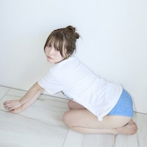 天才級に可愛い…大人っぽい水着姿も披露！魅力溢れる一冊！カリスマインフルエンサー『さくら』1st写真集11/5日～発売！