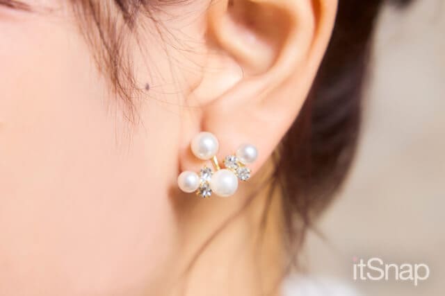 ピアス