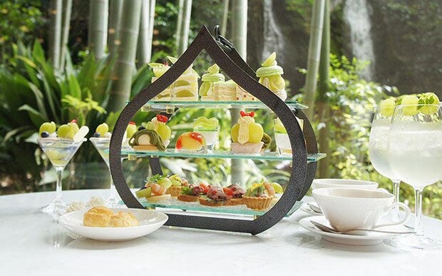 リーガロイヤルホテル大阪 ヴィニェット コレクションで、シャインマスカット尽くしの豪華アフタヌーンティーを体験!