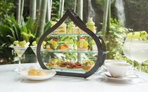 リーガロイヤルホテル大阪 ヴィニェット コレクションで、シャインマスカット尽くしの豪華アフタヌーンティーを体験！