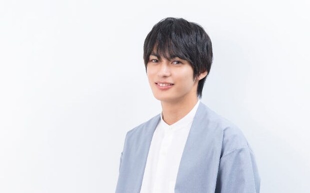 神尾楓珠さんの恋愛観を探る5つの質問!|30秒で泣ける小説『すべての恋が終わるとしても』が実写ドラマ化