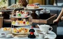 「フェアモント東京」の洗練された色鮮やかなクリスマス アフタヌーンティーを体験。ホリデーのワクワク感がぎゅっ！