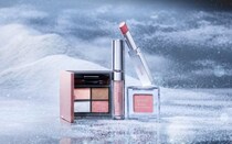 ETVOSから、ベース＆ポイントメイクを詰め込んだコフレボックス「2025 ホリデーコフレ」が発売！