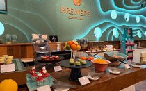 ANAインターコンチネンタルホテル東京のスイーツビュッフェとパリ発香水ブランド「ロジェ・ガレ」がコラボ