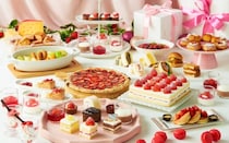 ホテルニューオータニ幕張のサンドウィッチ＆スイーツビュッフェ。12月からは、いちご・チョコ・チーズを堪能するメニューが登場