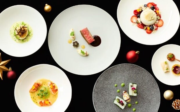 銀座で“大人のクリスマスデート”が叶うレストラン5選。夜景を望むシートやラグジュアリーホテル、船上ディナーまで