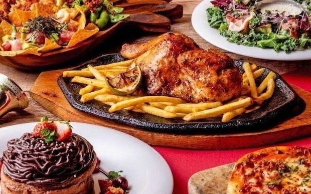 5,000円以下！東京の高コスパなクリスマスディナー6選。和牛ローストビーフやホールケーキ付き、幻想的なアクアリウムも