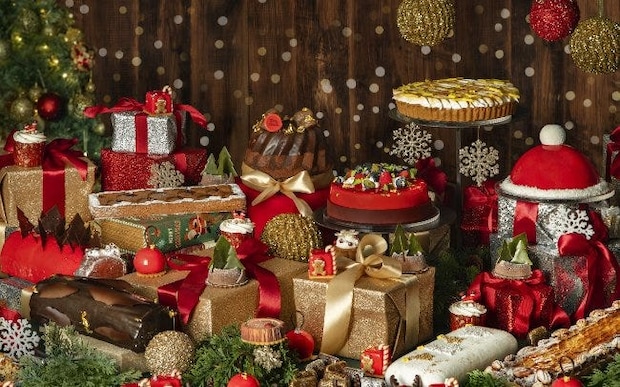 ヒルトン京都で初めてのフェスティブスイーツビュッフェ「Christmas Sweet Experience」開催。クリスマスらしいスイーツがずらり