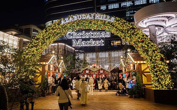 雑貨やスイーツも!クリスマス気分を味わえる「麻布台ヒルズ クリスマスマーケット」でデート&心温まる家庭料理ディナー