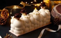 ホワイトクリスマスをかなえる東京の“白い”クリスマスケーキ4選。雲形ケーキや真っ白なブッシュドノエル