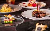 東京都心で過ごすクリスマスデートにおすすめ、夜景ディナー5選。地上150mの絶景席から船上フルコースまで特別な聖夜に