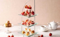 この冬、港町で非日常のひとり時間を。横浜ホテルのご褒美アフタヌーンティー5選。海に浮かぶラウンジやみなとみらい一望も