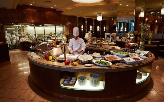 年末年始は、おひとりさまだからこそ満たされる、東京のホテルビュッフェへ。マンダリン オリエンタル 東京などおすすめ5選