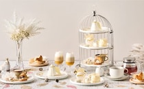 voco大阪セントラルの「ホワイト・エンジェル アフタヌーンティー」。10月は、栗や芋など秋の味覚を堪能する「オータム」が登場