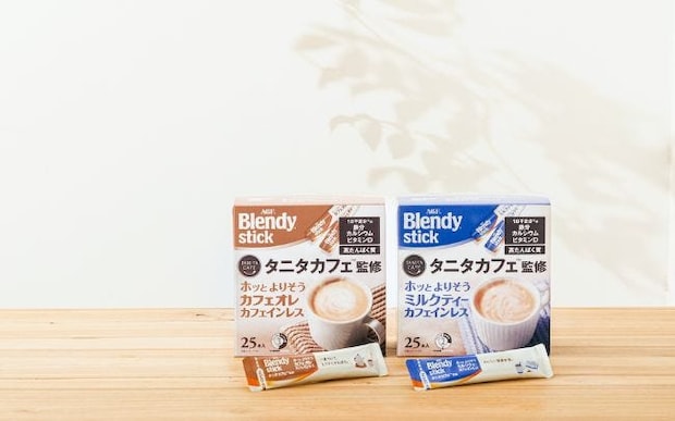 タニタカフェとコラボ！「ブレンディ(R)」スティックシリーズから、カフェインレスのカフェオレとミルクティーが発売！