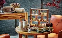 アンダーズ 東京の秋アフタヌーンティーは、抹茶と栗が主役！抹茶オペラ、モンブラン、栗とマッシュルームのキッシュなど