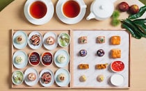 東京エディション銀座・東京エディション虎ノ門のいちごアフタヌーンティー。ハイセンスなスイーツやキャビア×いちごも！