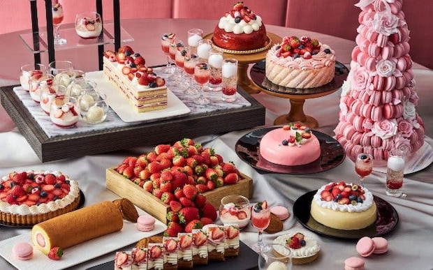 5種類のホールケーキやチョコレートファウンテンも！ヒルトン横浜のいちごスイーツビュッフェ