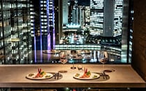 新宿ワシントンホテル「MANHATTAN TABLE」から記念日ディナーが新登場！圧巻の東京夜景を眺めながら素敵な夜を