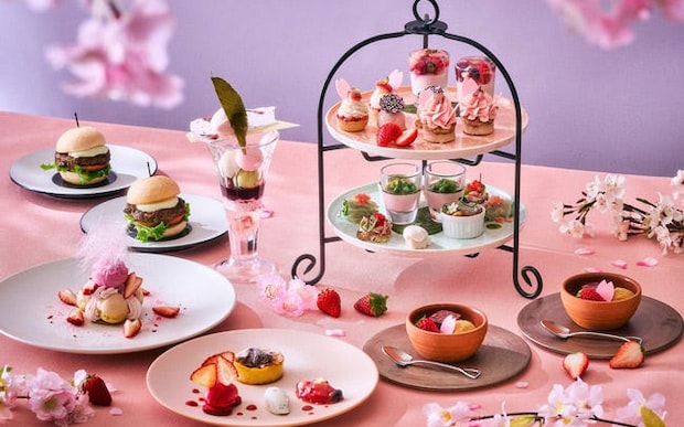 眺望とともに楽しむ桜＆いちごのアフタヌーンティー。品川プリンスホテル「天空のお花見アフタヌーンティー～桜&いちご～」