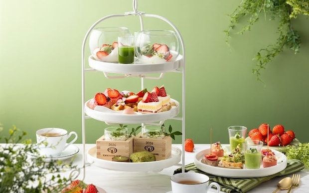 東京ドームホテルのいちご×抹茶アフタヌーンティー。地上150mからの絶景を眺めながら、和モダンな美食体験