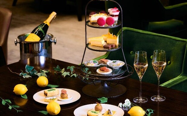 ハイアット リージェンシー 東京と「ピエール・エルメ・パリ」のコラボアフタヌーンティーは香り高い柑橘と花々がテーマ