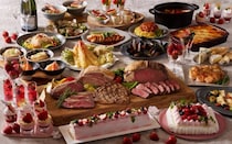 浅草ビューホテルの春限定ビュッフェ！特製窯でグリルした肉料理や春いちごスイーツなど100種以上の品々