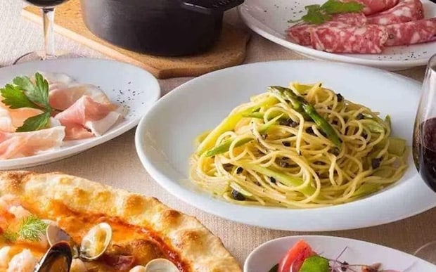 キタ・ミナミでゆっくり3時間の昼飲みができるレストラン5選。テラス席、個室焼肉、ホテルビュッフェまで編集部がおすすめ