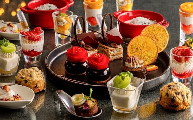 新横浜プリンスホテルの“天空のラウンジ”で味わう、チョコレート＆チーズのアフタヌーンティー