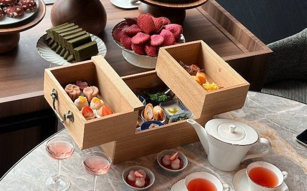 フェアモント東京の和の桜アフタヌーンティーを体験。春の恵みを五感で味わい、和らぐひととき