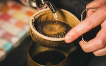 【横浜・反町】深夜営業の喫茶も。個性豊かなお店を巡るグルメさんぽコース