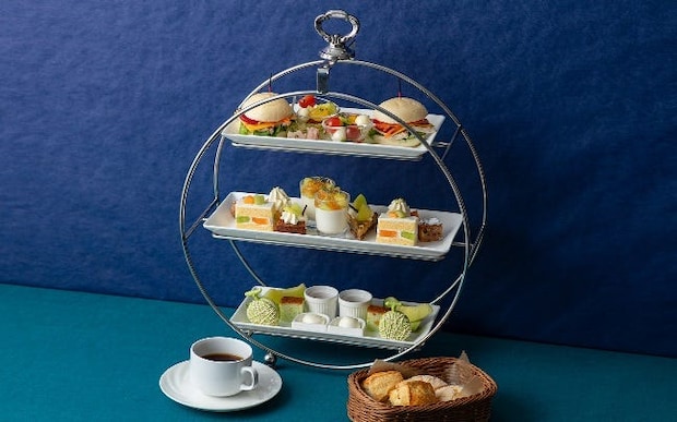 小田急ホテルセンチュリーサザンタワーのメロンアフタヌーンティー。みずみずしいメロンのショートケーキなど