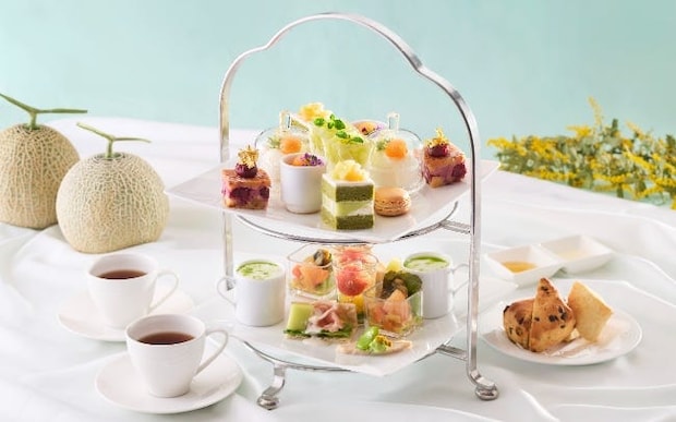 丸ノ内ホテルから初夏のメロンアフタヌーンティー登場。クレームダンジュや杏仁豆腐のほかセイボリーもメロン尽くし！