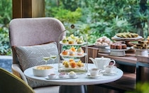 フェアモント東京の「メロンと日本茶のアフタヌーンティー」はフレンチと和の2種類！大人のための夜のハイティーも用意