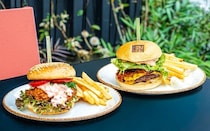 話題のホテル「キャプション by Hyatt」の東西バーガーが限定コラボ！なんば 大阪の味が東京で楽しめるのは5月31日（日）まで