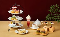 ホテル櫂会の「Tea & Cherry Afternoon Tea」。旬のチェリーとお茶を堪能する贅沢スイーツから、体にやさしい和パフェまで