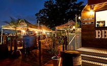 ウッドデッキもおしゃれな「BBQPITあざみ野ガーデンズ」【神奈川・あざみ野（横浜市）】