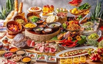 ヒルトン東京「夏のランチ・ディナービュッフェ」。スパイス香るアジアン料理や新登場のタコスでエキゾチックな美食体験