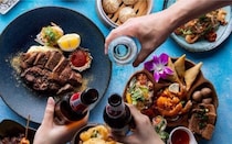 横浜のテラス席で昼飲み！クラフトビールやスパークリングワインほか、飲み放題付きのランチが楽しめるお店3選