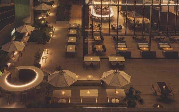 話題のグルメにハシゴ酒も楽しめる！「進化系横丁＆フードホール」4選【夏の夜のおでかけ特集2026】