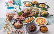 ロイヤルパークホテルの「ハワイアンブッフェ」。ポキ丼などの伝統料理から、ミニパンケーキやマラサダといったデザートまで充実